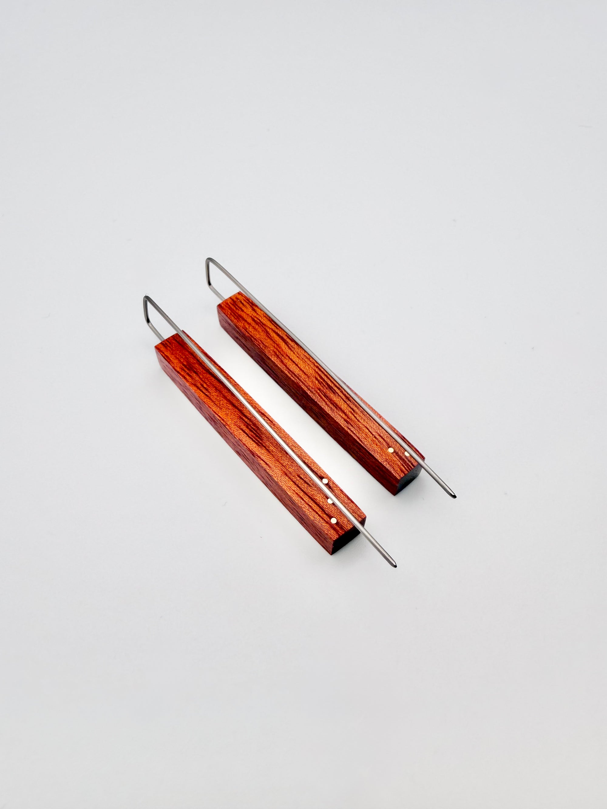 800 Series Bloodwood Straight Long Drops-5 dot